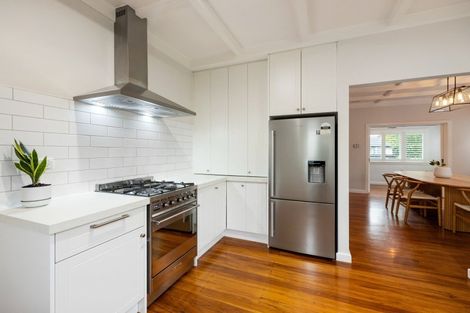 Photo of property in 28 Stanley Street, Claudelands, Hamilton, 3214