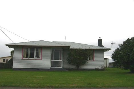 Photo of property in 8 Peters Avenue, Cloverlea, Palmerston North, 4412