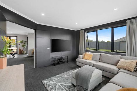 Photo of property in 9 Stoneleigh Drive, Solway, Masterton, 5810