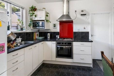 Photo of property in 108 The Parade, Island Bay, Wellington, 6023