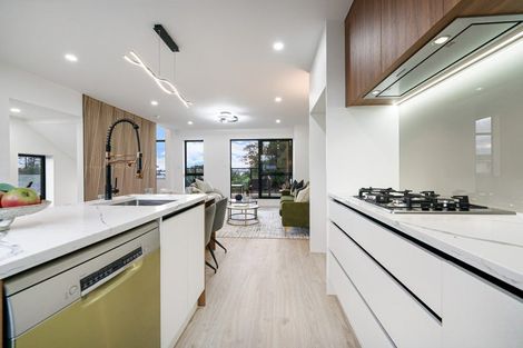 Photo of property in 21c Laura Street, Kelston, Auckland, 0602