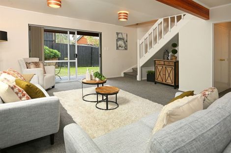 Photo of property in 2/37 Rhinevale Close, Henderson, Auckland, 0612