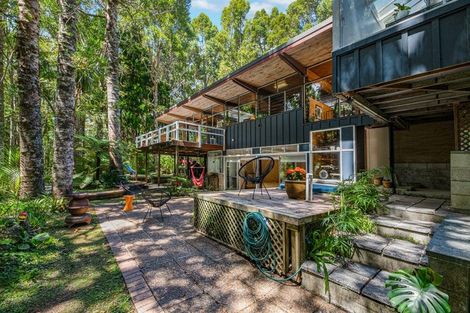 Photo of property in 30 Kopiko Road, Titirangi, Auckland, 0604