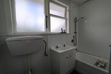 Photo of property in 84 Pine Avenue, Melville, Hamilton, 3206