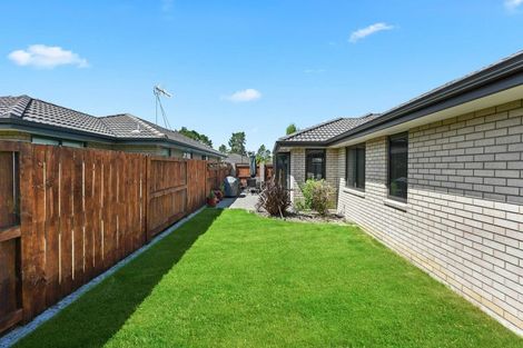 Photo of property in 28 Edgeview Crescent, Fitzroy, Hamilton, 3206