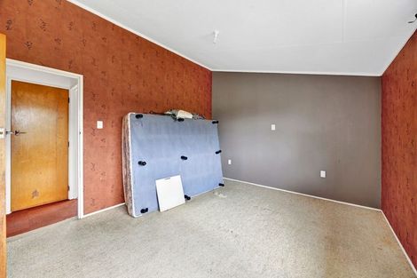 Photo of property in 5 Hughson Place, Opunake, 4616