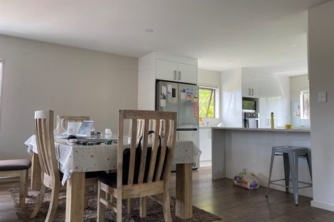 Photo of property in 53a Pomaria Road, Henderson, Auckland, 0610