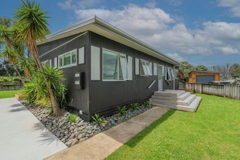 Photo of property in 35 Carina Way, Whitianga, 3510