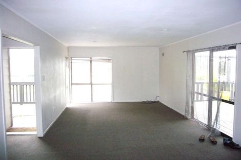 Photo of property in 8 Hillman Place, Ranui, Auckland, 0612