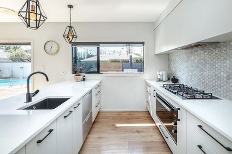 Photo of property in 12 Prendiville Lane, Greytown, 5712