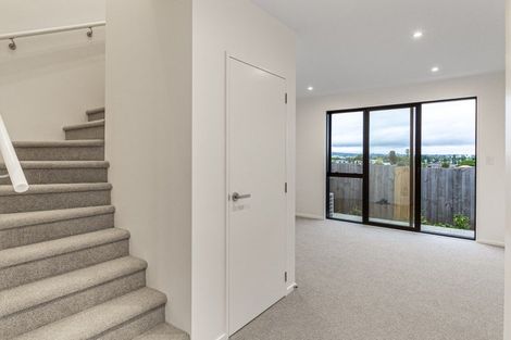 Photo of property in 5/11 Ryburn Road, Mount Wellington, Auckland, 1062