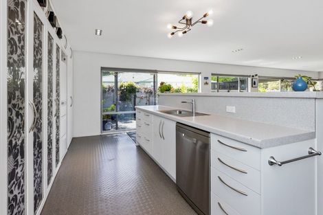Photo of property in 6 Park Road, Greenmeadows, Napier, 4112