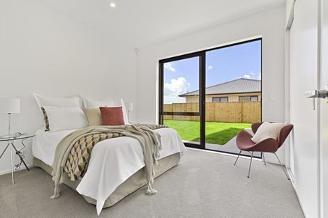 Photo of property in 61 Angiangi Crescent, Beachlands, Auckland, 2018