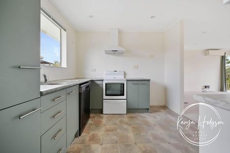 Photo of property in 12 Ash Grove, Maungaturoto, 0520