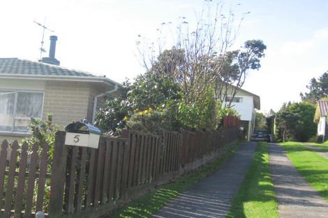 Photo of property in 5 Rose Street, Ranui, Porirua, 5024