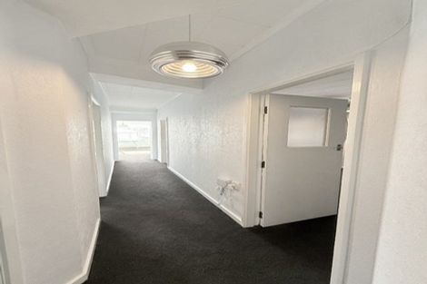 Photo of property in Wharenui Apartments, 274 Oriental Parade, Oriental Bay, Wellington, 6011