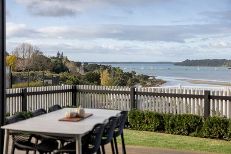 Photo of property in 1 Whitworth Lane, Omokoroa, 3114