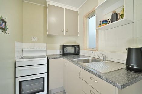 Photo of property in 2/705 Jervois Street, Mayfair, Hastings, 4122