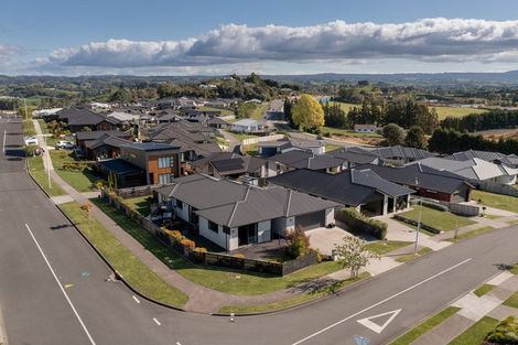 Photo of property in 1 Anglers Way, Omokoroa, 3114