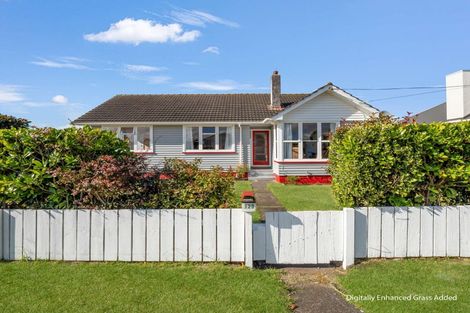 Photo of property in 129 Puriri Street, Castlecliff, Whanganui, 4501