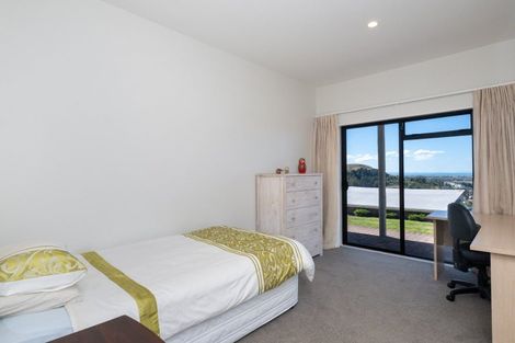 Photo of property in 124 Puketapu Road, Taradale, Napier, 4112