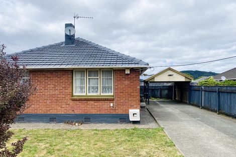 Photo of property in 4 Hazel Street, Ebdentown, Upper Hutt, 5018