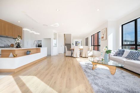 Photo of property in 66 Tir Conaill Avenue, Flat Bush, Auckland, 2019