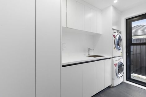 Photo of property in 25 Buddle Road, Wallaceville, Upper Hutt, 5018