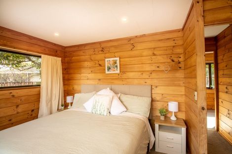 Photo of property in 65 Queens Road, Waikanae Beach, Waikanae, 5036