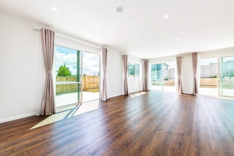 Photo of property in 22 Mackay Drive, Greenhithe, Auckland, 0632