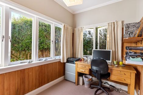 Photo of property in 4 Riddell Road, Glendowie, Auckland, 1071