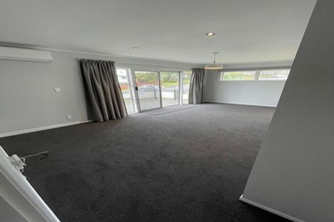 Photo of property in 36 Japonica Drive, Beach Haven, Auckland, 0626