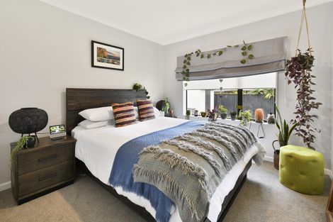 Photo of property in 41 Croftview Road, Wattle Downs, Auckland, 2103