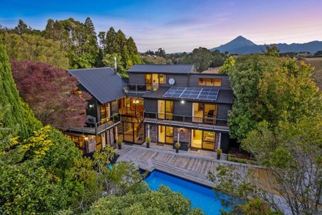 Photo of property in 12 Ridgewood Drive, Ridgewood, New Plymouth, 4371