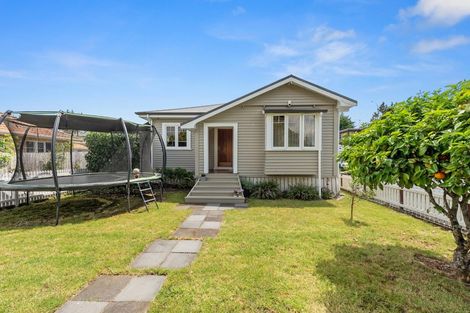 Photo of property in 9 Bretton Terrace, Hillcrest, Hamilton, 3216