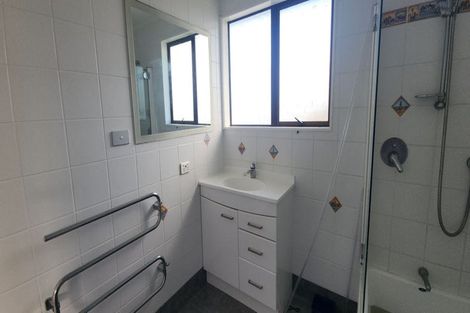 Photo of property in 1 Nukumea Common, Orewa, 0931