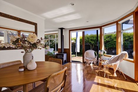 Photo of property in 11 George Street, Lower Vogeltown, New Plymouth, 4310