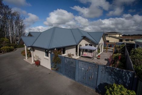 Photo of property in 12 Calder Place, Winton, 9720