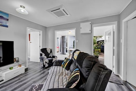 Photo of property in 6 Galt Street, Hawera, 4610