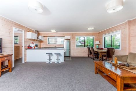 Photo of property in 1/27 St Leonards Road, Kelston, Auckland, 0602