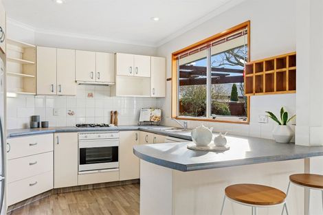 Photo of property in 10 Beauford Place, Parklands, Christchurch, 8083
