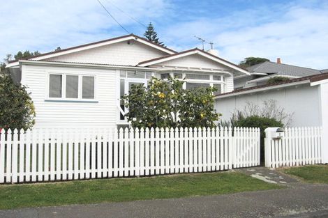 Photo of property in 7 Firth Terrace, Karori, Wellington, 6012