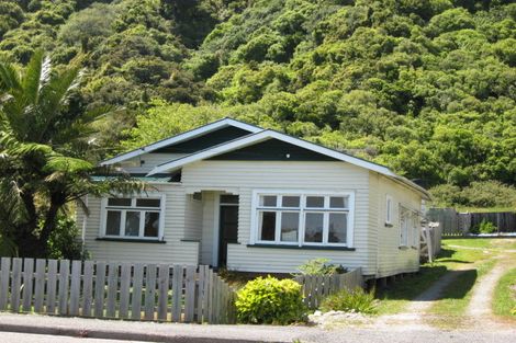 Photo of property in 16 Torea Street, Granity, 7823