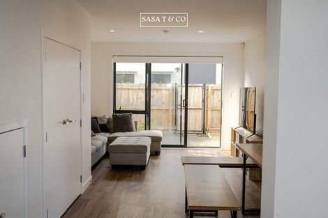 Photo of property in 9a Welby Place, Mangere, Auckland, 2022