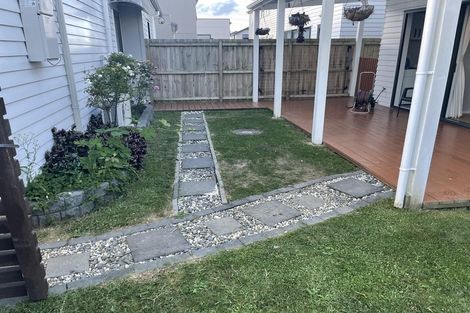 Photo of property in 18 Hopuni Way, Takanini, 2112