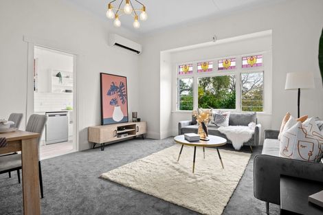 Photo of property in 8 Pembroke Lane, Hamilton Lake, Hamilton, 3204