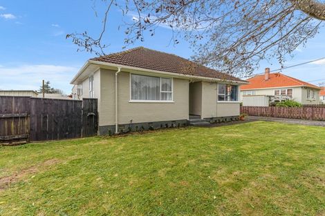 Photo of property in 4 Raleigh Street, Vogeltown, New Plymouth, 4310
