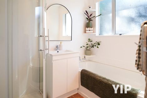 Photo of property in 2/38 Salford Street, Newlands, Wellington, 6037