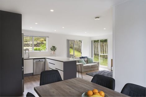 Photo of property in 37 Clyma Place, Massey, Auckland, 0614