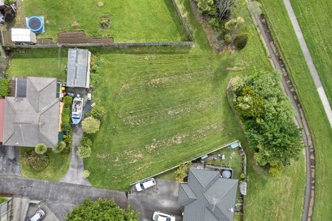 Photo of property in 50d Mirrabooka Avenue, Botany Downs, Auckland, 2010